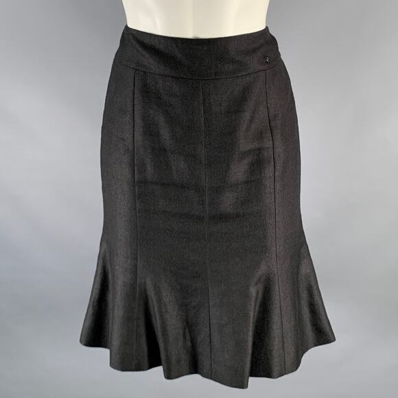 CHANEL Size 4 Black Linen Trumpet Below Knee Skirt - Picture 1 of 7